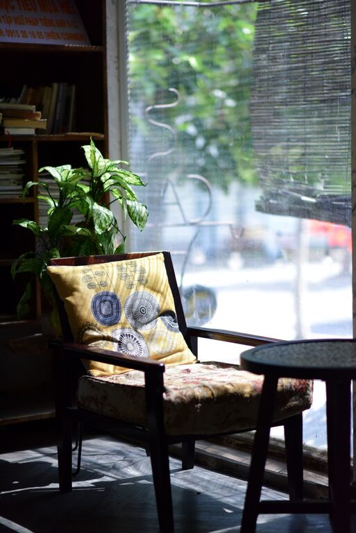 Tips for Creating a Cozy Reading Nook in Any Room